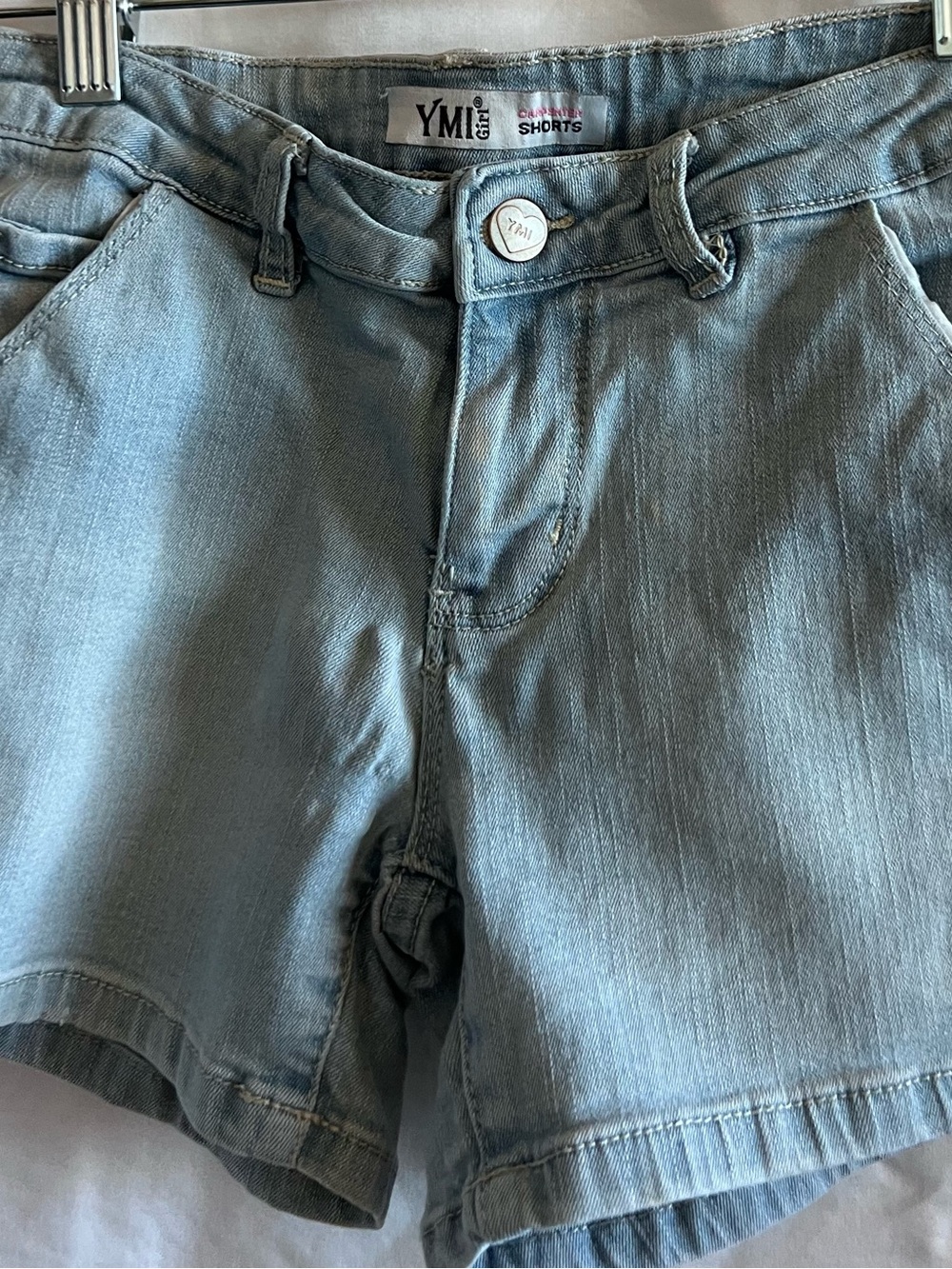YMI Light Wash Denim Jean Shorts - Women's Casual Summer Staple